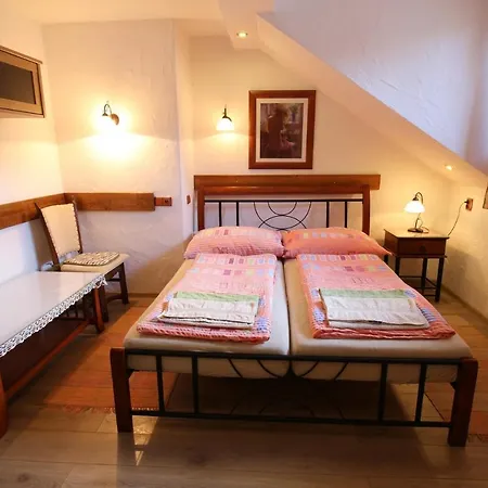 Гостевой дом Wellness Na Kamyncu 3*