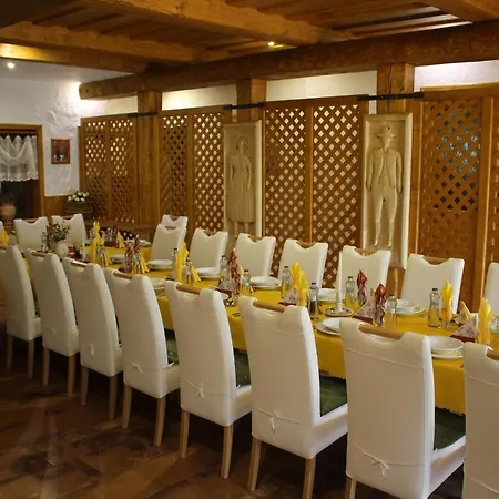 Guest house Na Kamyncu